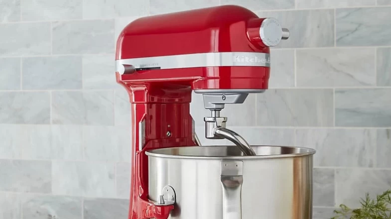 KitchenAid 7-Quart Bowl-Lift Stand Mixer Empire Red Banner Photo