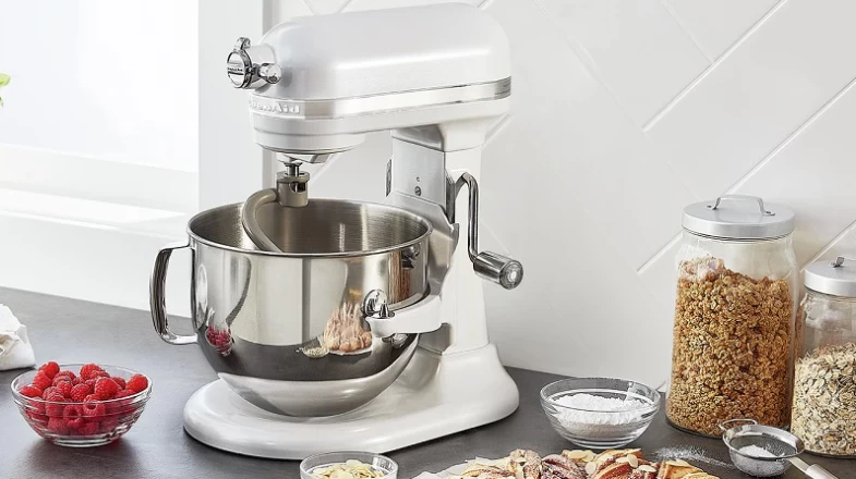 KitchenAid 7-Quart Bowl-Lift Stand Mixer White Banner Photo