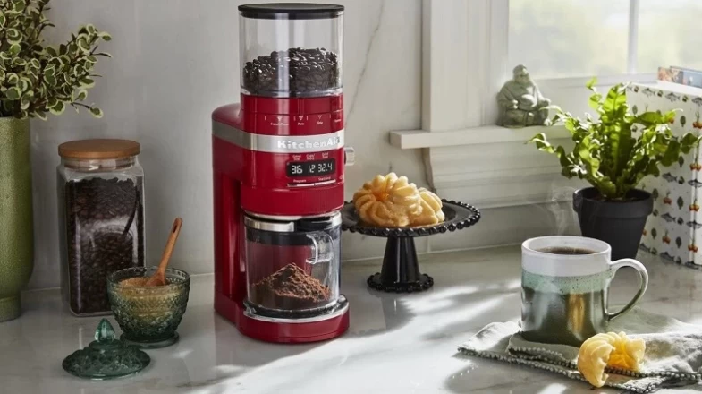 KitchenAid Burr Grinder with Dose Control Empire Red Banner Photo