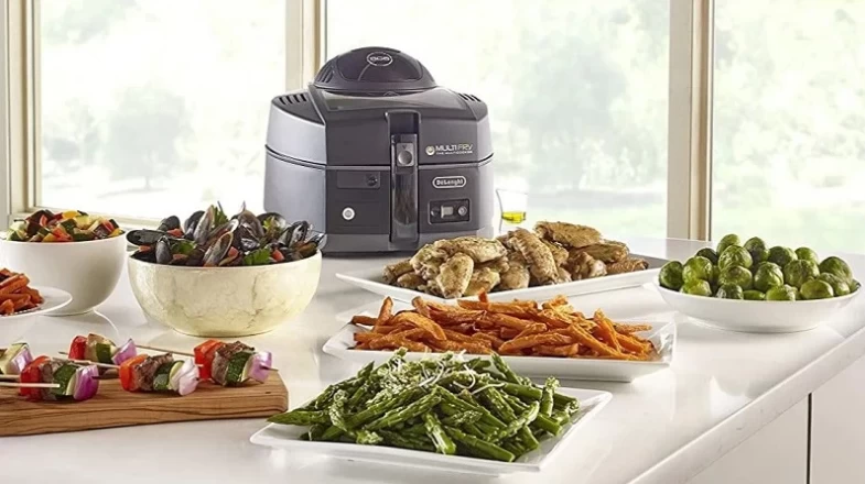 De'Longhi MultiFry Air Fryer & Multi-Cooker with Surround Cooking System Banner Photo